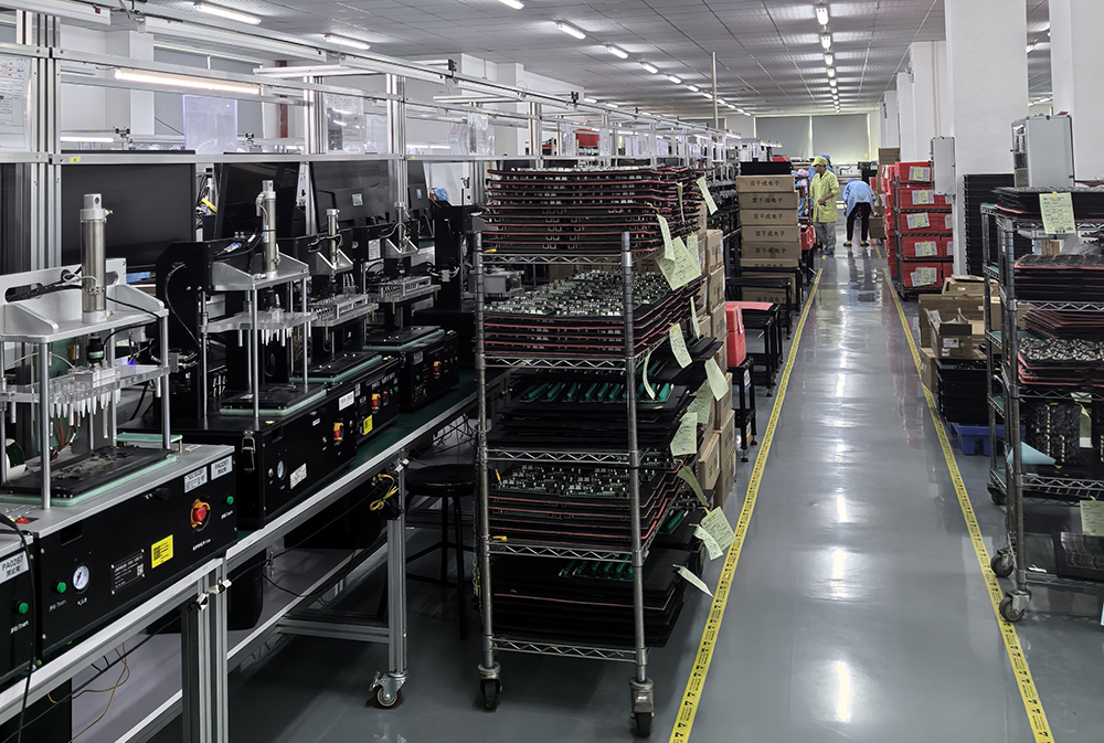 百千成電子SMT貼片加工插件線車間